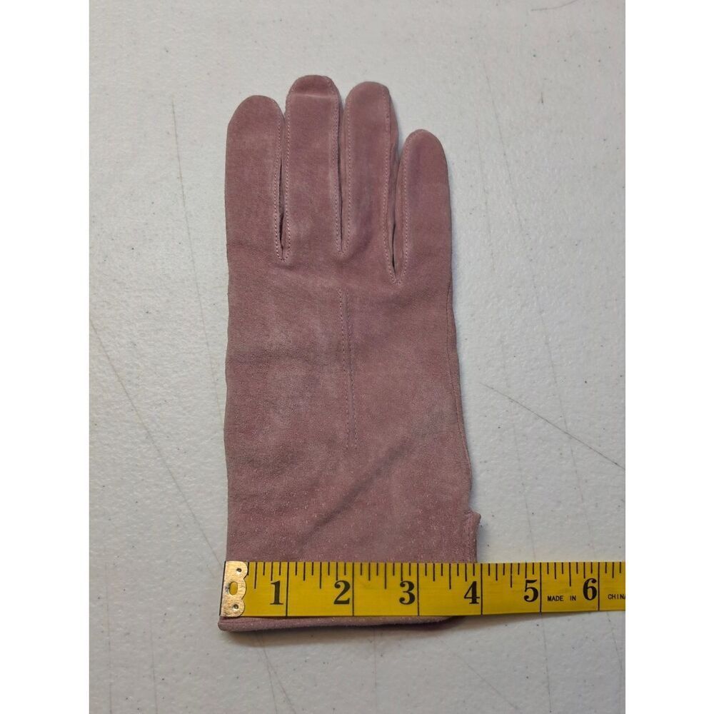 Isotoner Women's Pink Suede Lined Driving Gloves - Picture 12 of 12